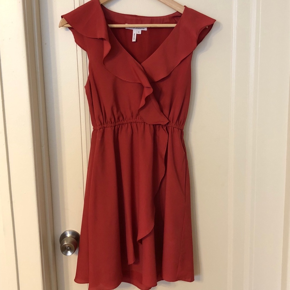 Bcbg dress with ruffles perfect for Spring!
